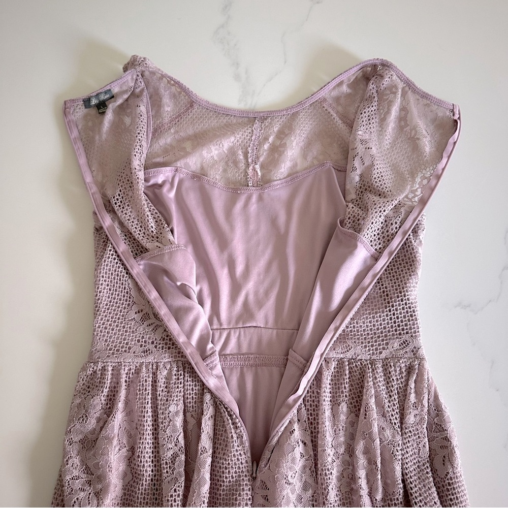 Lavender Lily Rose Dress Size Large - Picture 8 of 8